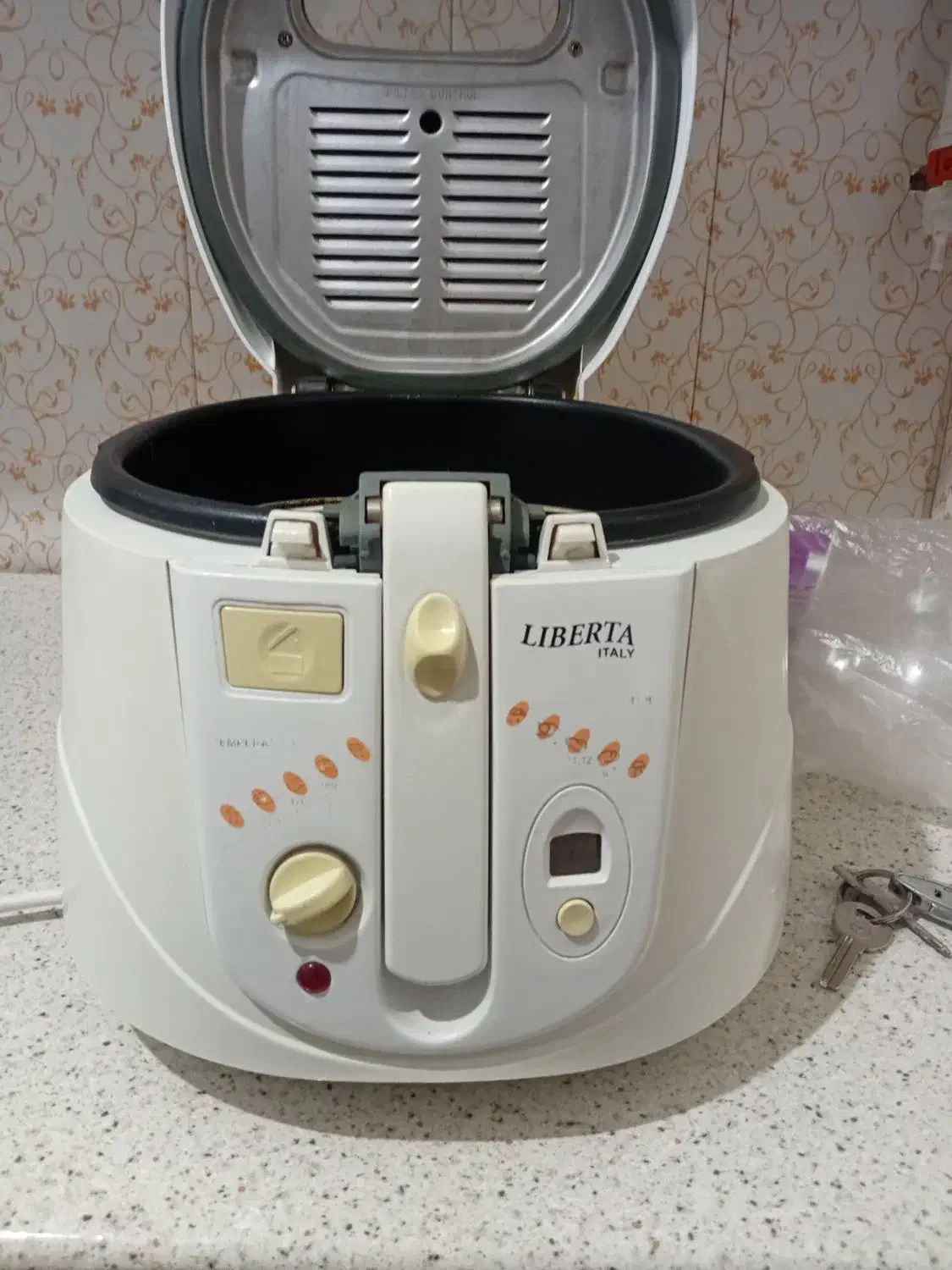 ۲تا ۱۲ متری و۲ تا هم ۶ متری گاز پنج شعله|فرش|اهواز, سپیدار|دیوار