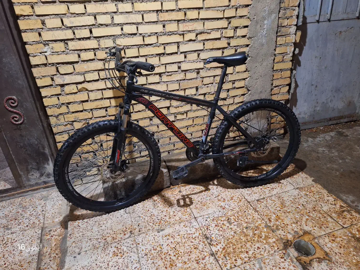 دوچرخه  26|دوچرخه، اسکیت، اسکوتر|شوشتر, |دیوار