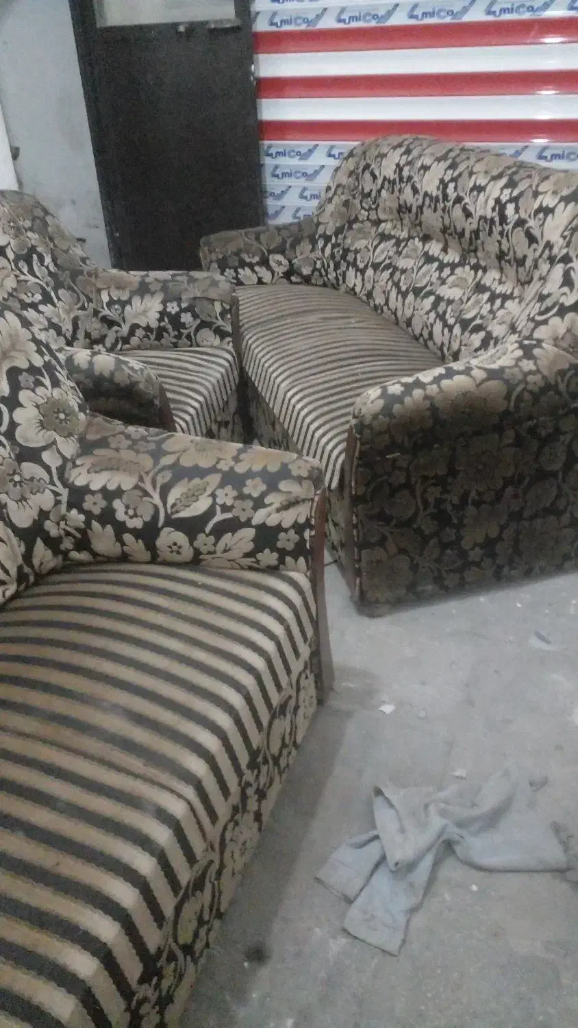 فروشی|مبلمان خانگی و میز عسلی|مشهد, انقلاب|دیوار