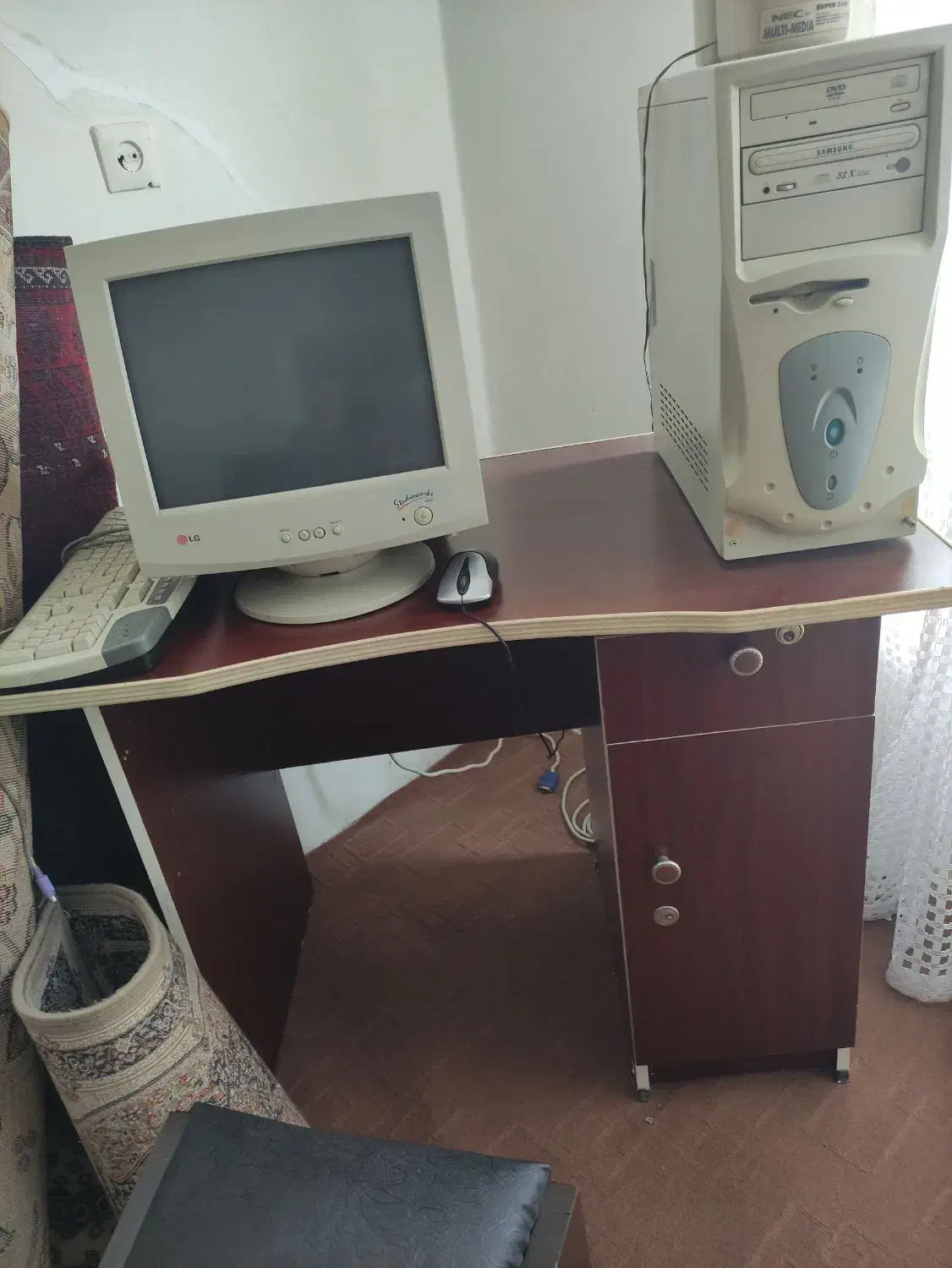 کالا|میز تحریر و کامپیوتر|مشهد, عامل|دیوار