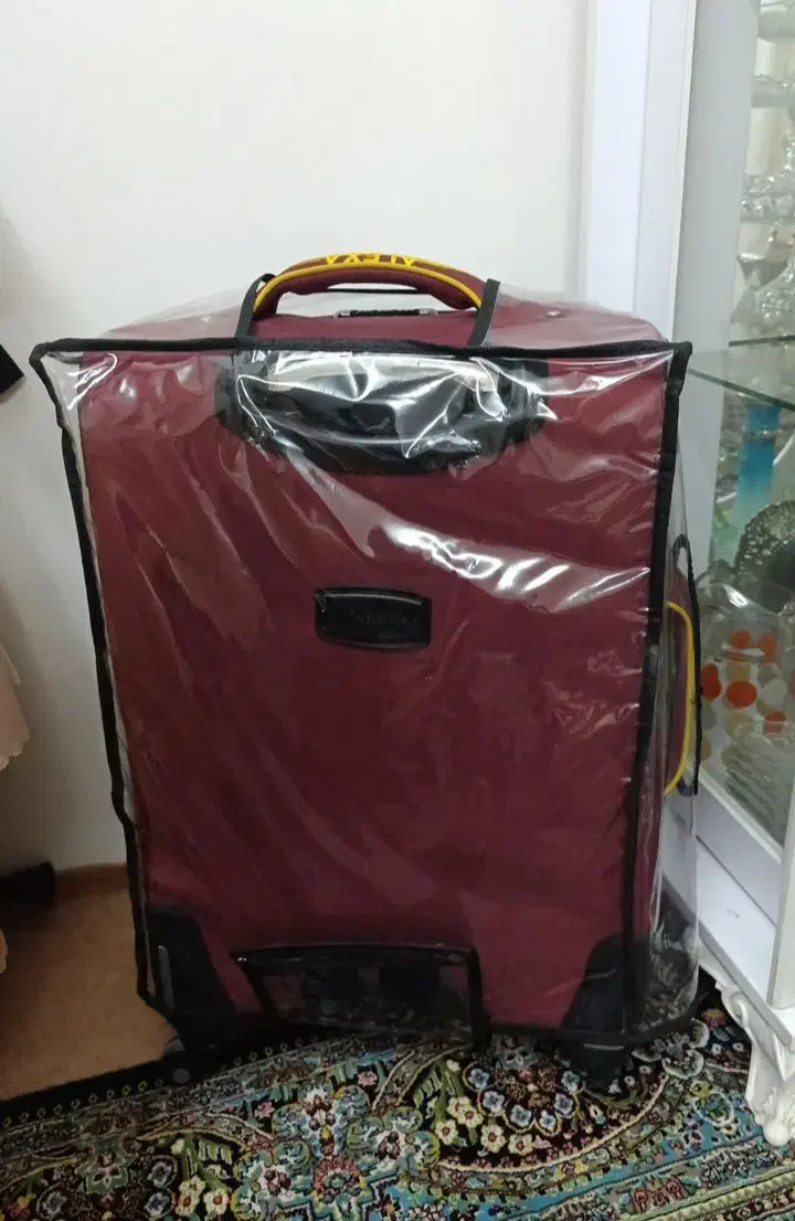 چمدان یبار استفاده شده|کیف، کفش، کمربند|زنجان, |دیوار