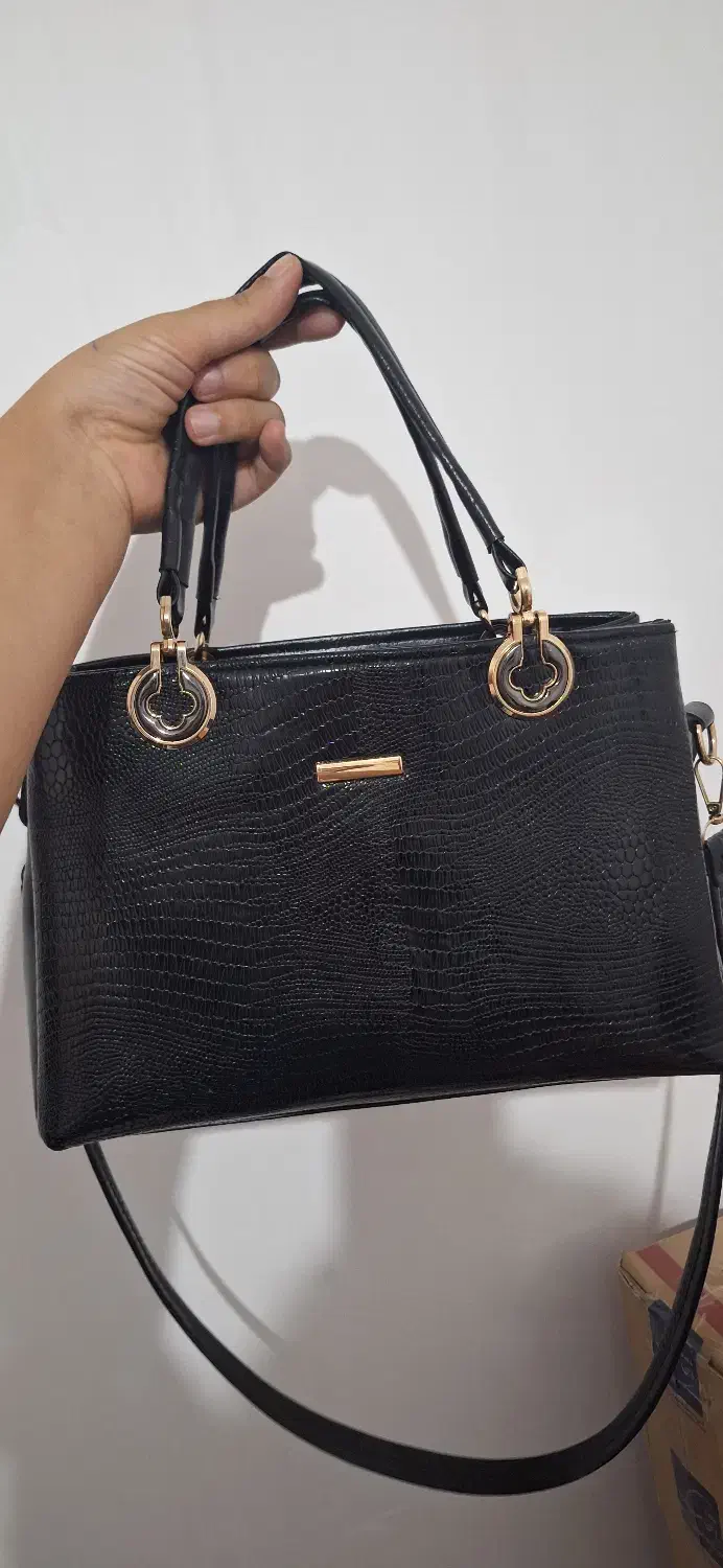 کیف ورنی نو جادار شیک با بند دوشی|کیف، کفش، کمربند|تبریز, |دیوار