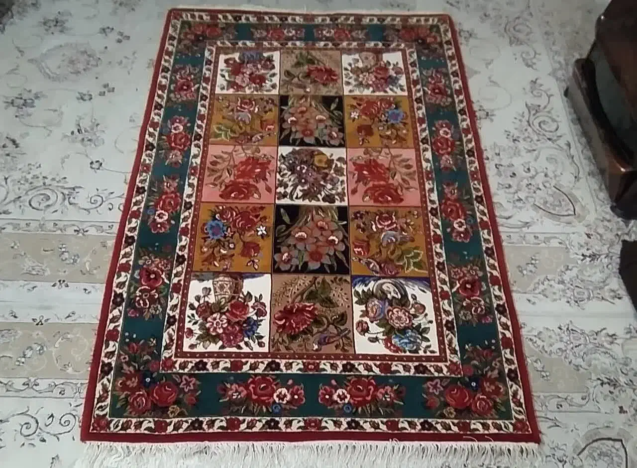 قالی دست بافت|فرش|شهرکرد, |دیوار