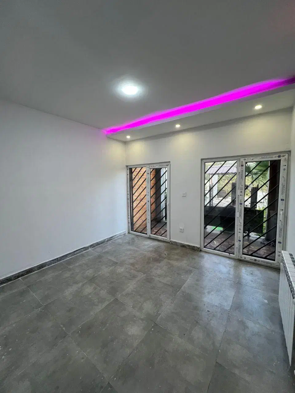 ۲۰۰ زمین سند دار با انشعابات ۱۳۰ متر بنا|فروش خانه و ویلا|تهران, حکیمیه|دیوار