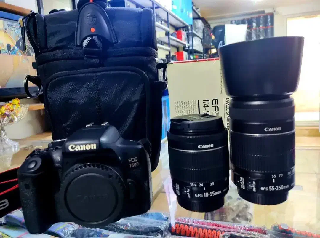 دوربین کنون ۷۵۰ دی با لنز ۱۸.۵۵ و ۵۵.۲۵۰|دوربین عکاسی و فیلم‌برداری|قم, دورشهر|دیوار