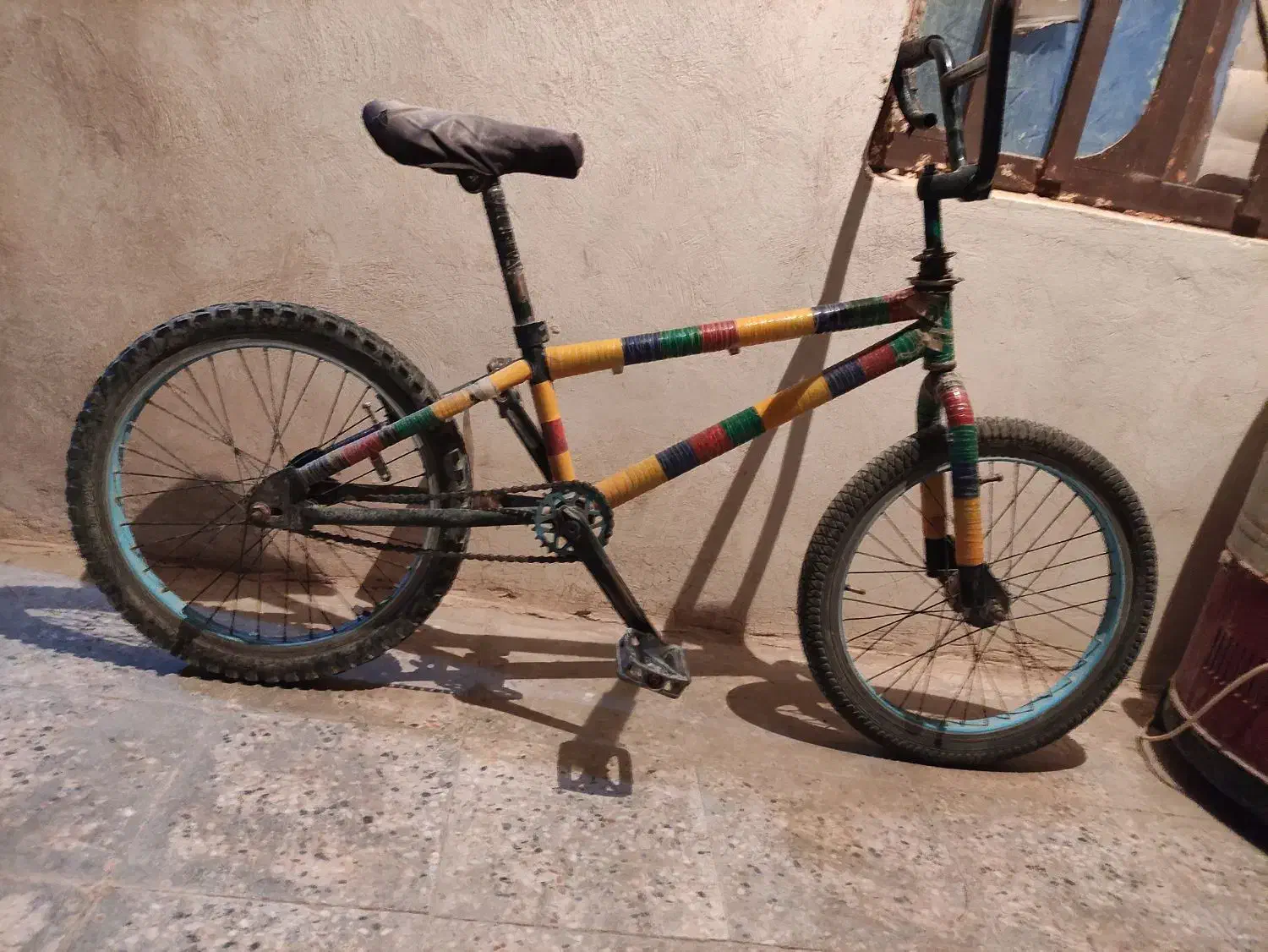 چرخ 20|دوچرخه، اسکیت، اسکوتر|خاش, |دیوار