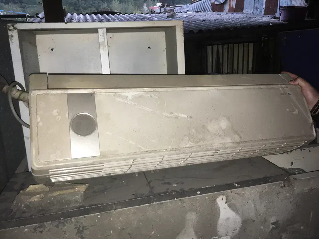 اسپیلیت ۱۸۰۰۰ گری|کولر گازی و فن‌کوئل|لاهیجان, لیالستان|دیوار