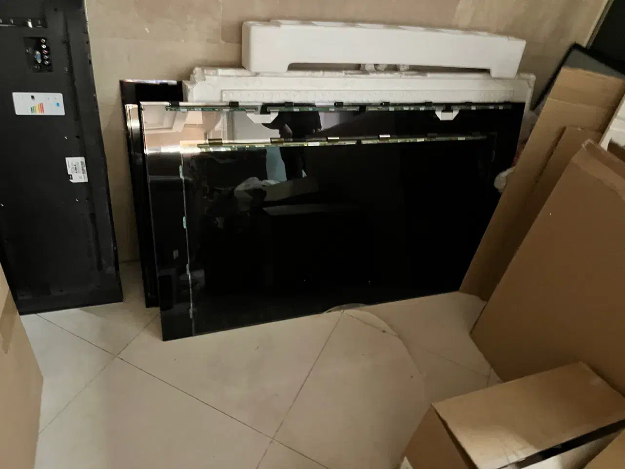 تعویض صفحه ی تلویزیون شکسته قیمت مناسب|خدمات پیشه و مهارت|مشهد, سعد آباد|دیوار