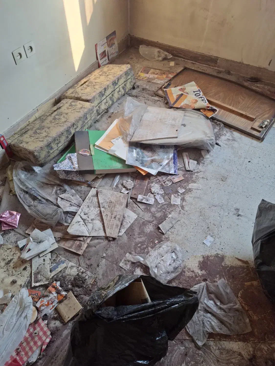 نظافت منزل فقط کافی یک بار امتحان کنید ضرر نمیکنید|خدمات نظافت|تهران, ونک|دیوار