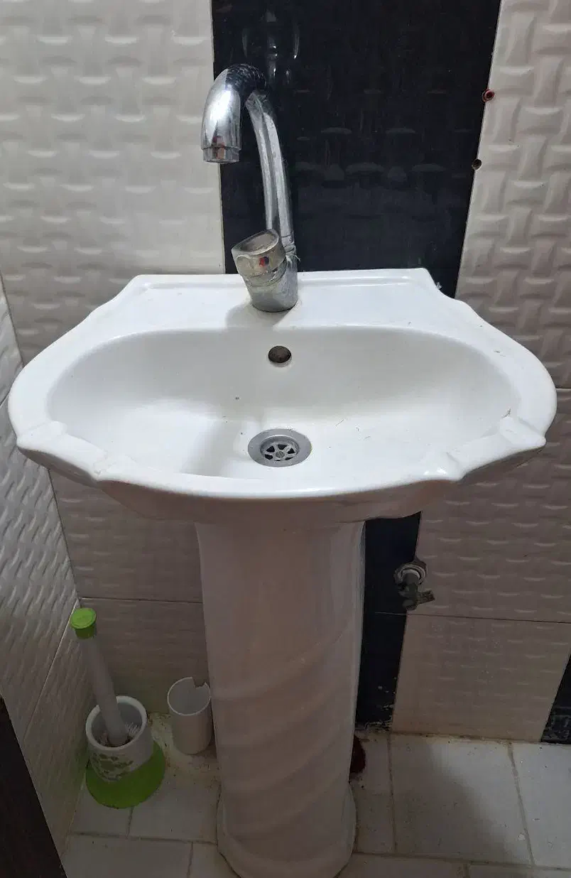 دستشور دستشویی ایستاده|لوازم سرویس بهداشتی|مشهد, امیریه|دیوار