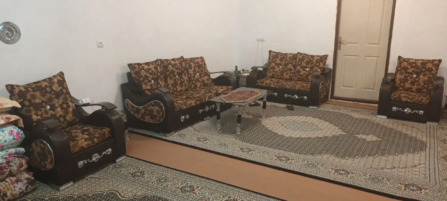 مبل ۷ نفره راحتی ۲رویه باجلو مبلی و غذاخوری ۴ نفره|مبلمان خانگی و میز عسلی|پارس‌آباد, |دیوار
