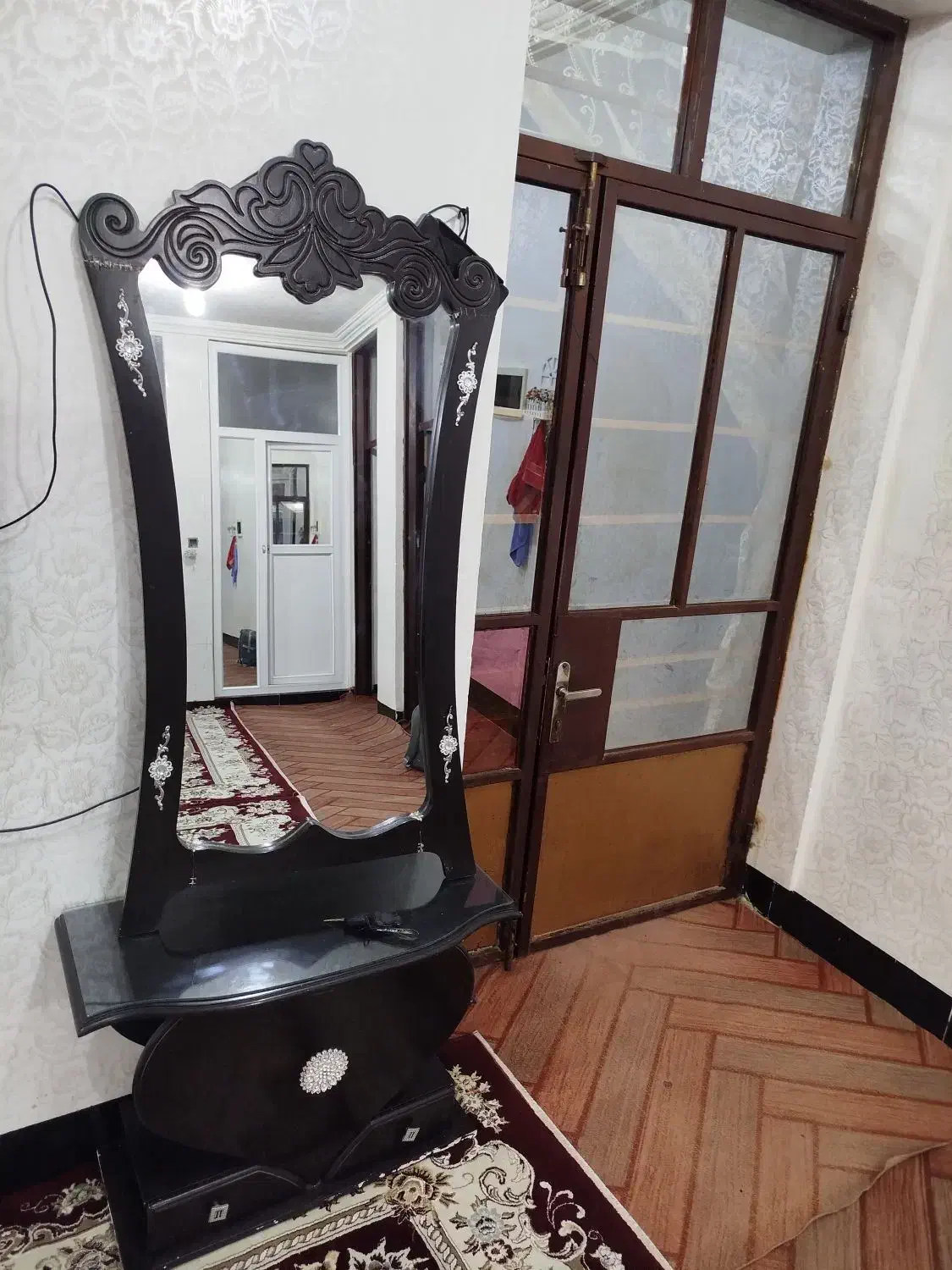 آینه ومیز|مبلمان خانگی و میز عسلی|آبدانان, |دیوار