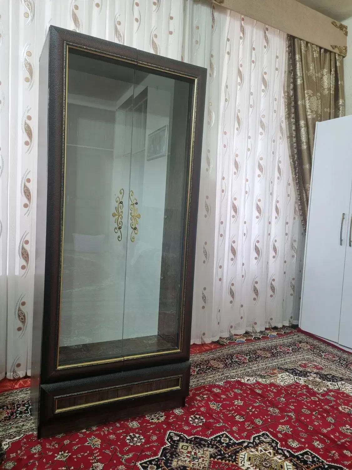 بوفه|بوفه، ویترین، کنسول|میبد, |دیوار