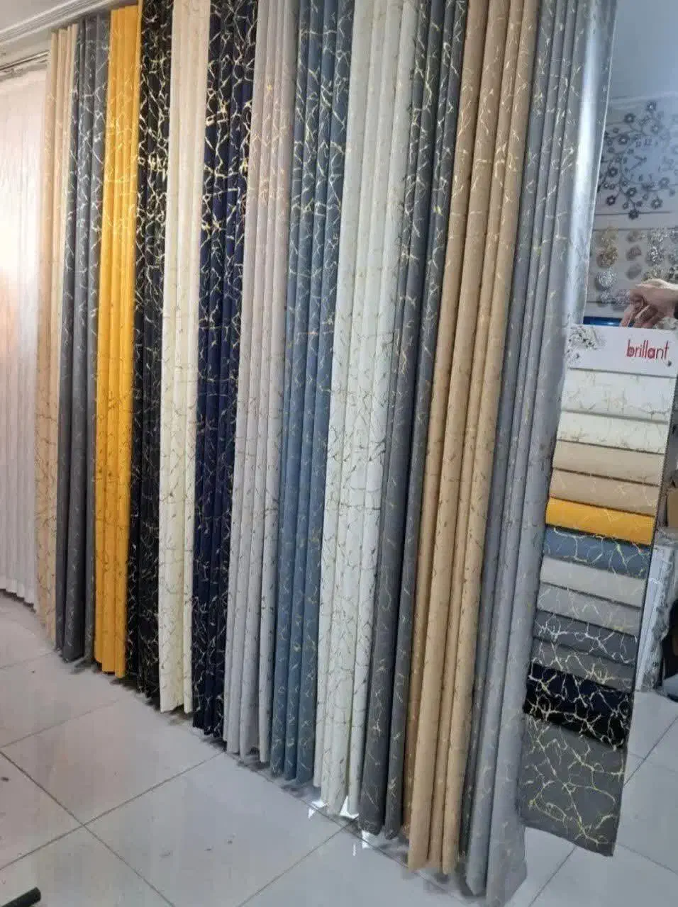 پرده آماده|پرده، رانر، رومیزی|شیراز, کوشک میدان|دیوار