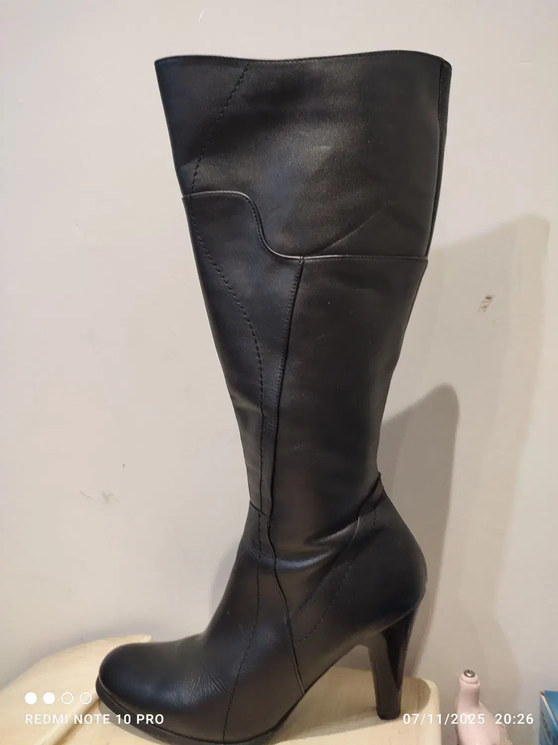 چرم مشهد دو بار استفاده شده شماره ۳۸|کیف، کفش، کمربند|مشهد, کوشش|دیوار