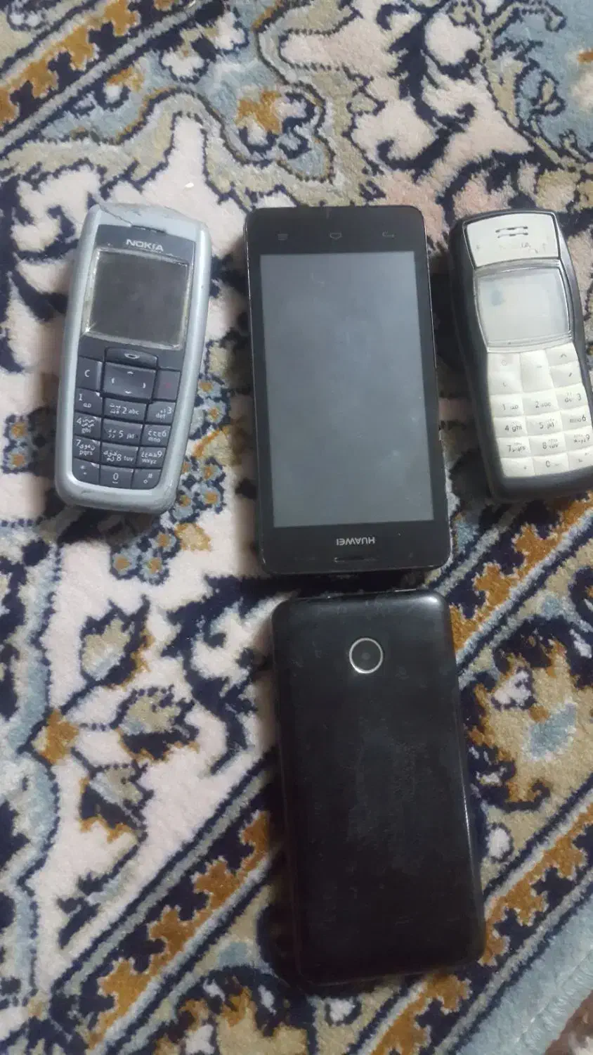 ۴تاموبایل قدیمی|موبایل|اصفهان, الهیه|دیوار