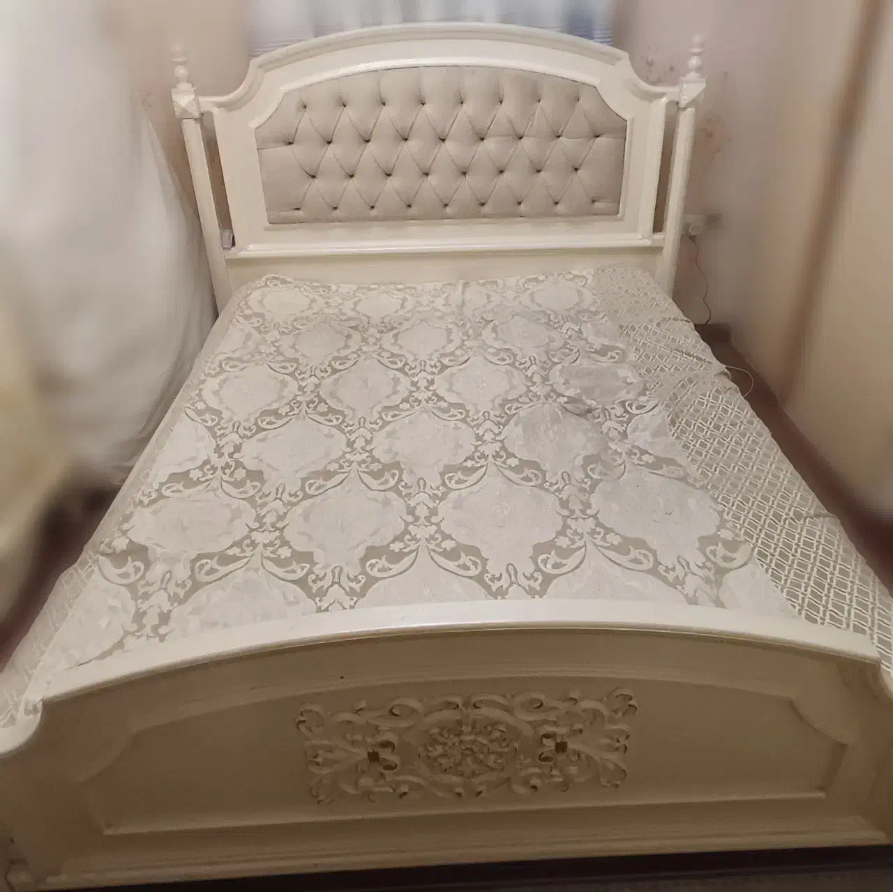 سرویس خواب در حد نو با چوب راش اصلی|تخت و سرویس خواب|قرچک, شهرک طلائیه|دیوار