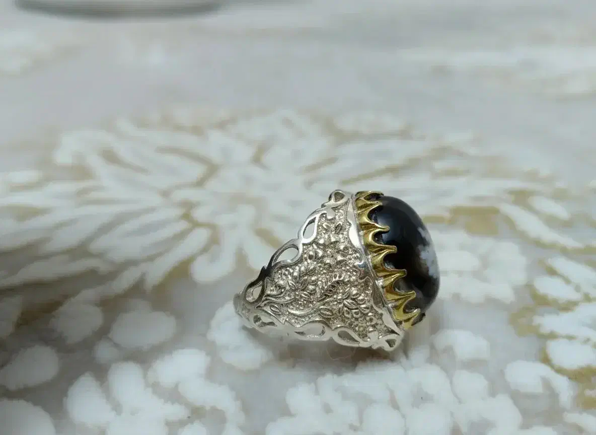 شجر شکوفه فوق العاده زیبا|جواهرات|صدرا-فارس, فاز ۱|دیوار