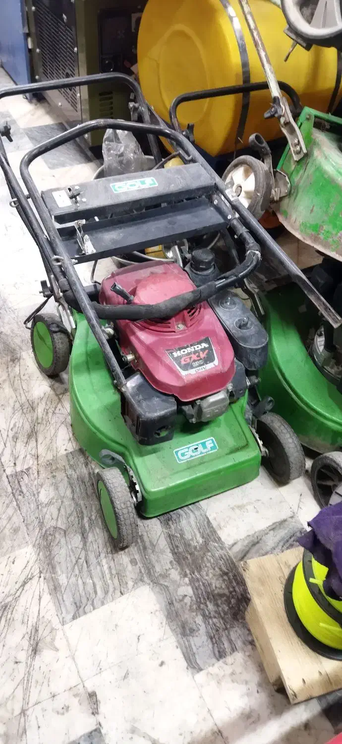 موتور چمن زنی دستی اصل ژاپن بشرط سالمی|ماشینآلات صنعتی|تهران, شهرک بعثت|دیوار