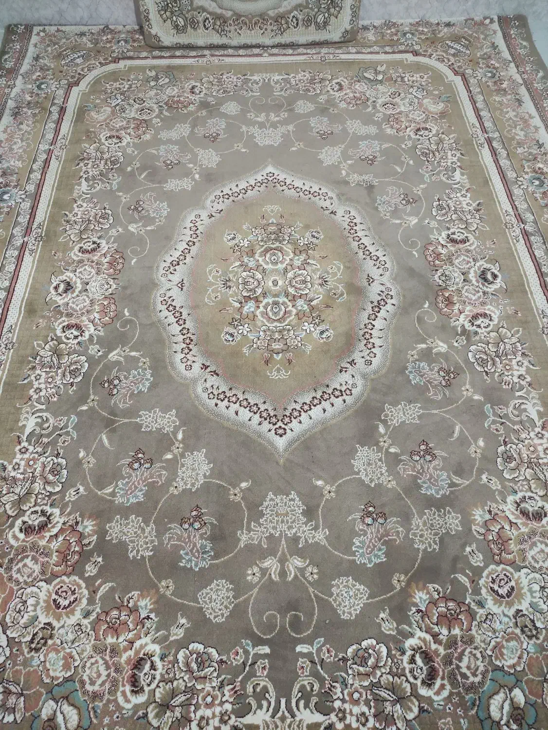 فرش گردویی|فرش|کرمانشاه, |دیوار