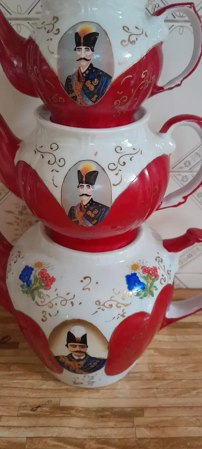 چند عدد قوری نونو فروشی|قوری، کتری، قهوهساز دستی|آران و بیدگل, |دیوار