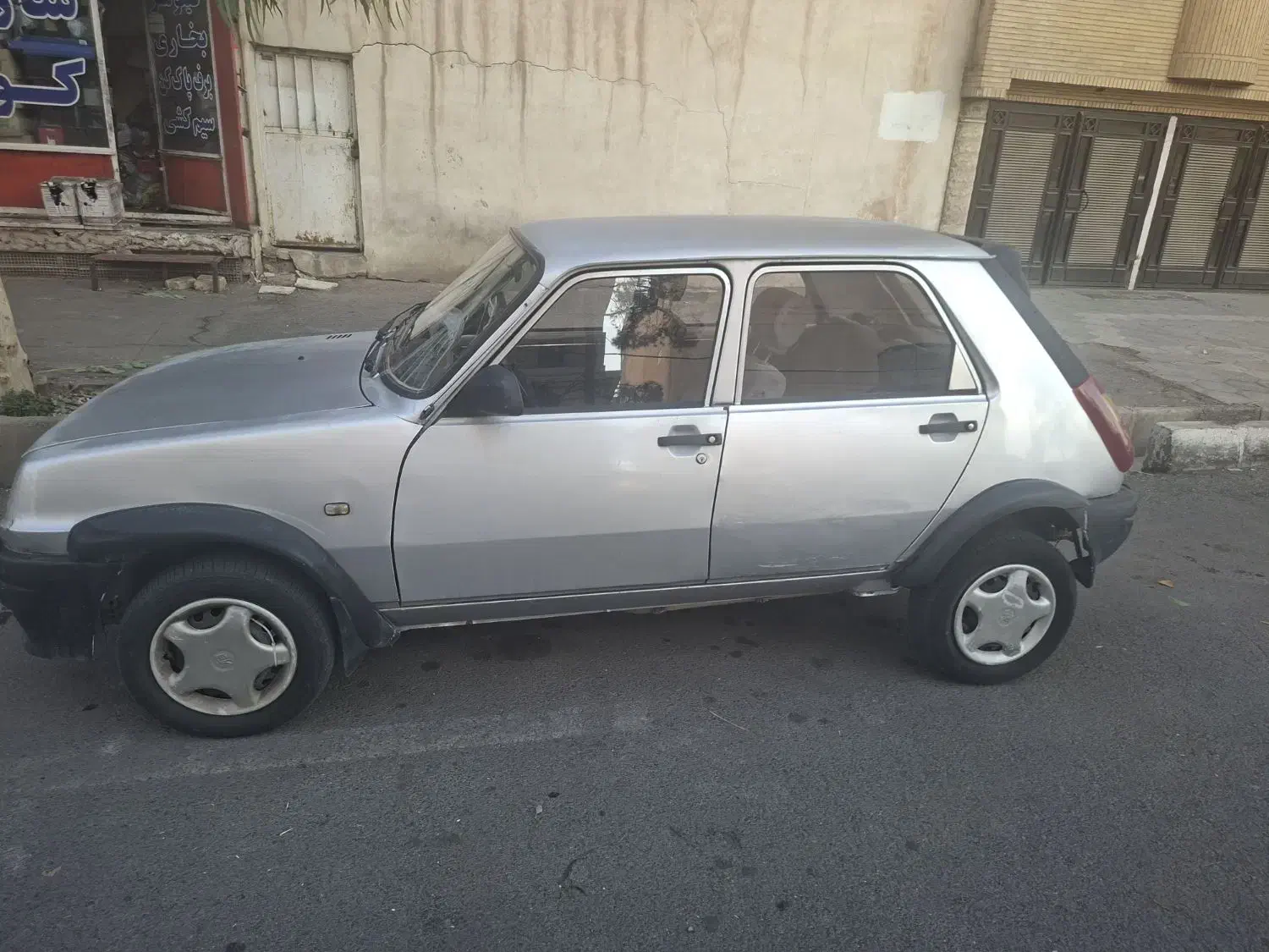 رنوپی کی نقره ای مدل۱۳۸۴|خودرو سواری و وانت|تهران, نیروی هوایی (پیروزی)|دیوار