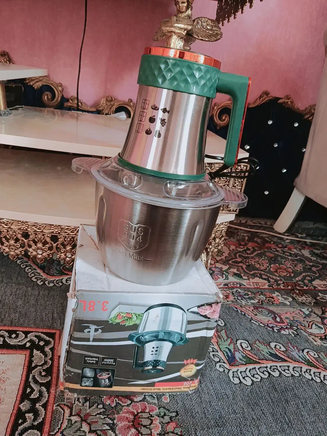 خردکن|خردکن، آسیاب، غذاساز|یزد, |دیوار