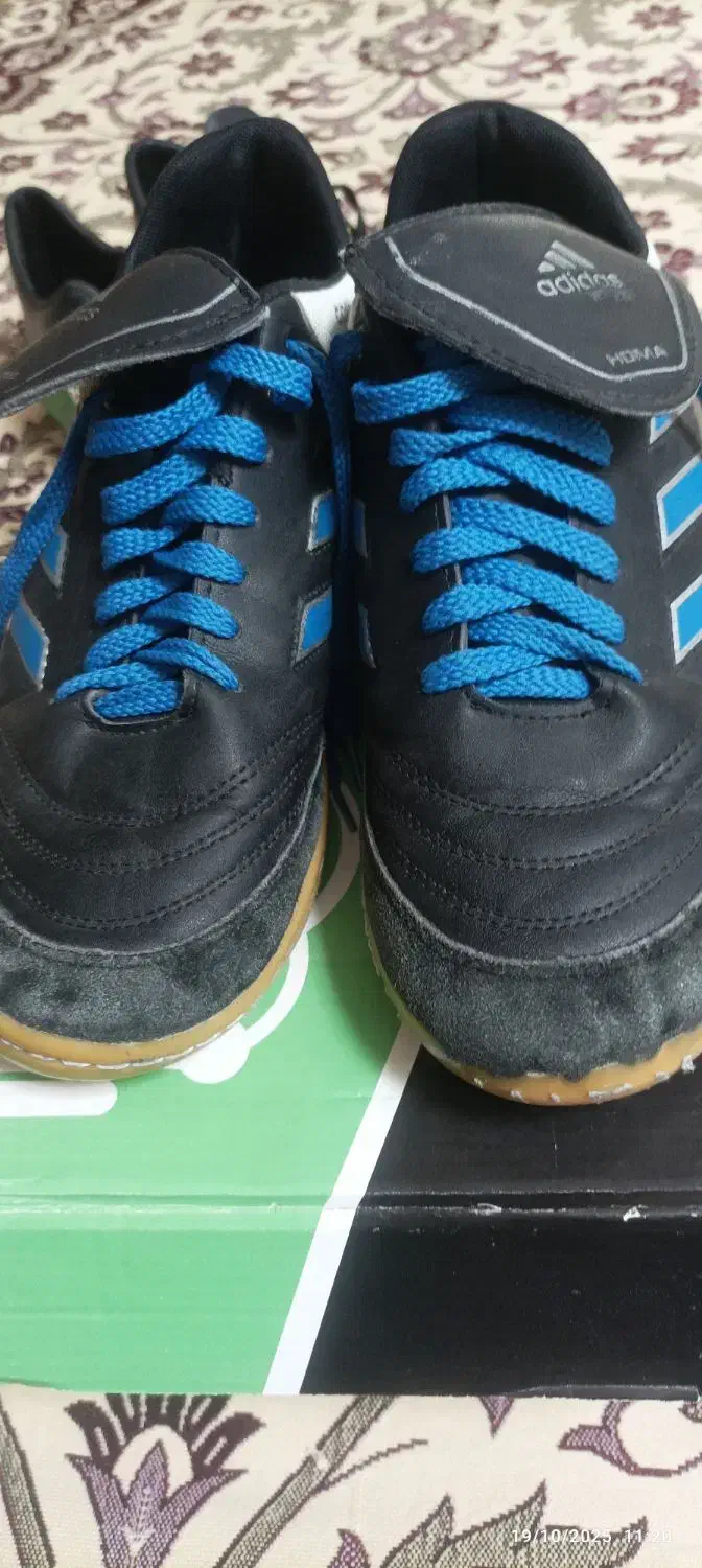 دو جفت کفش ورزشی|تجهیزات ورزشی|بیجار, |دیوار