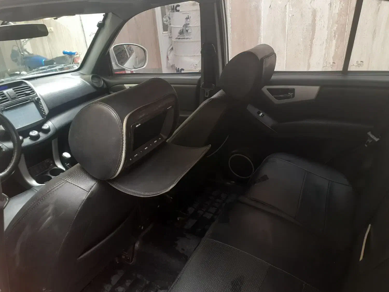 لیفان|خودرو سواری و وانت|اصفهان, رکن الدوله غربی|دیوار