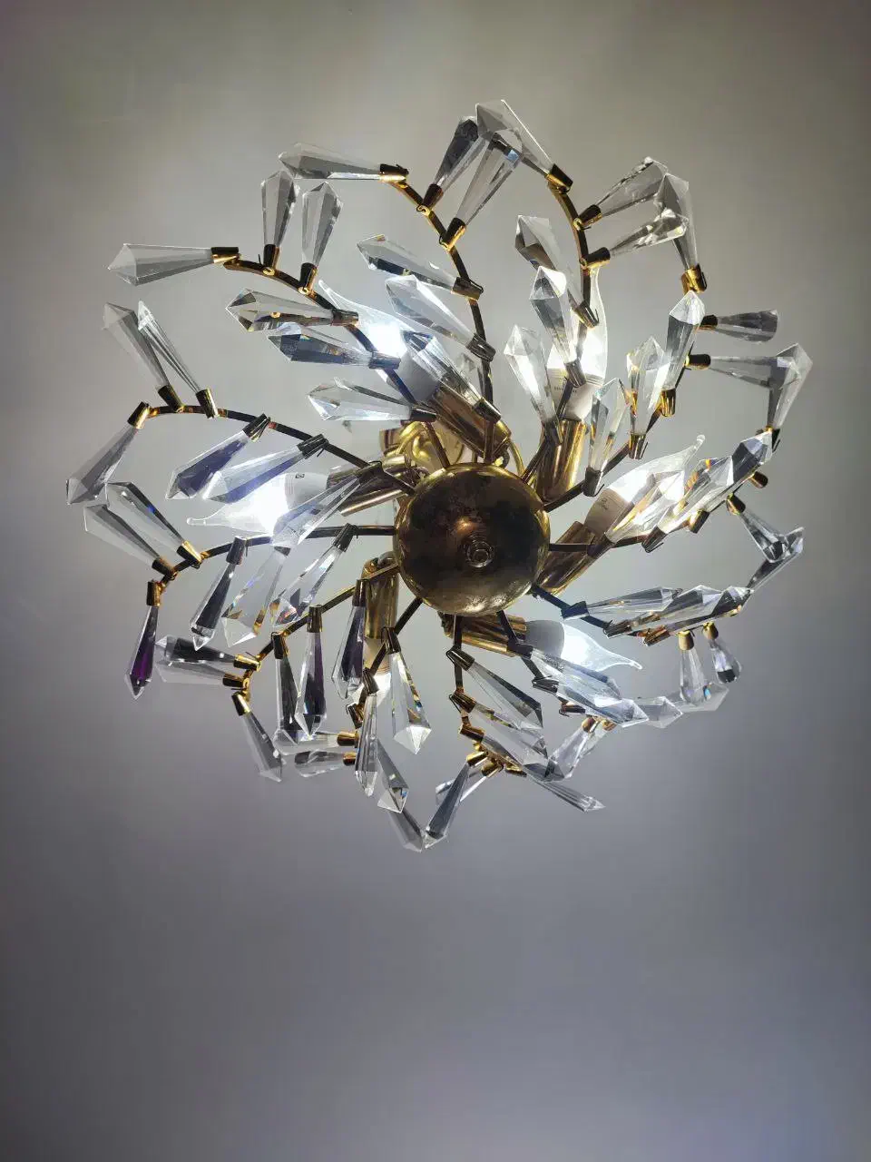 لوستر برنجی ،همراه لامپ رایگان|لوستر و چراغ آویز|رشت, دیانتی|دیوار