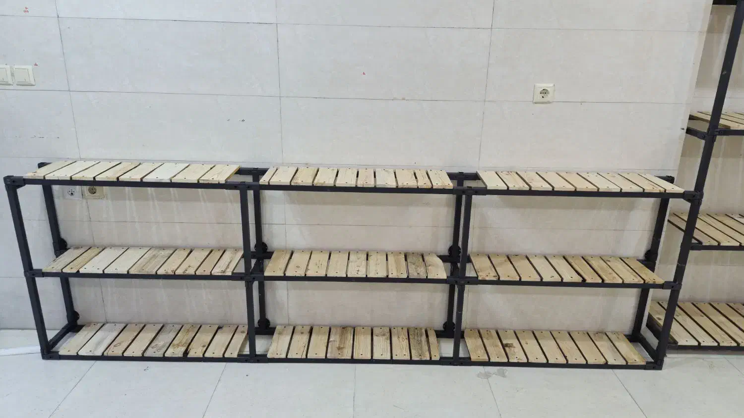 ساخت و اجرای قفسه و رگال|کتابخانه، شلف، قفسه‌های دیواری|مبارکه, |دیوار