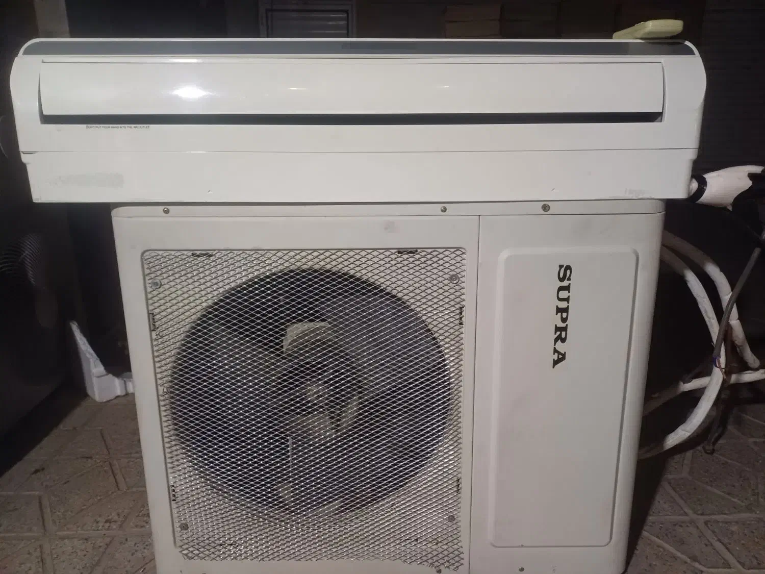 یک دستگاه کولر گازی بیست و چهار هزار سوپرا|کولر گازی و فنکوئل|بروجرد, |دیوار