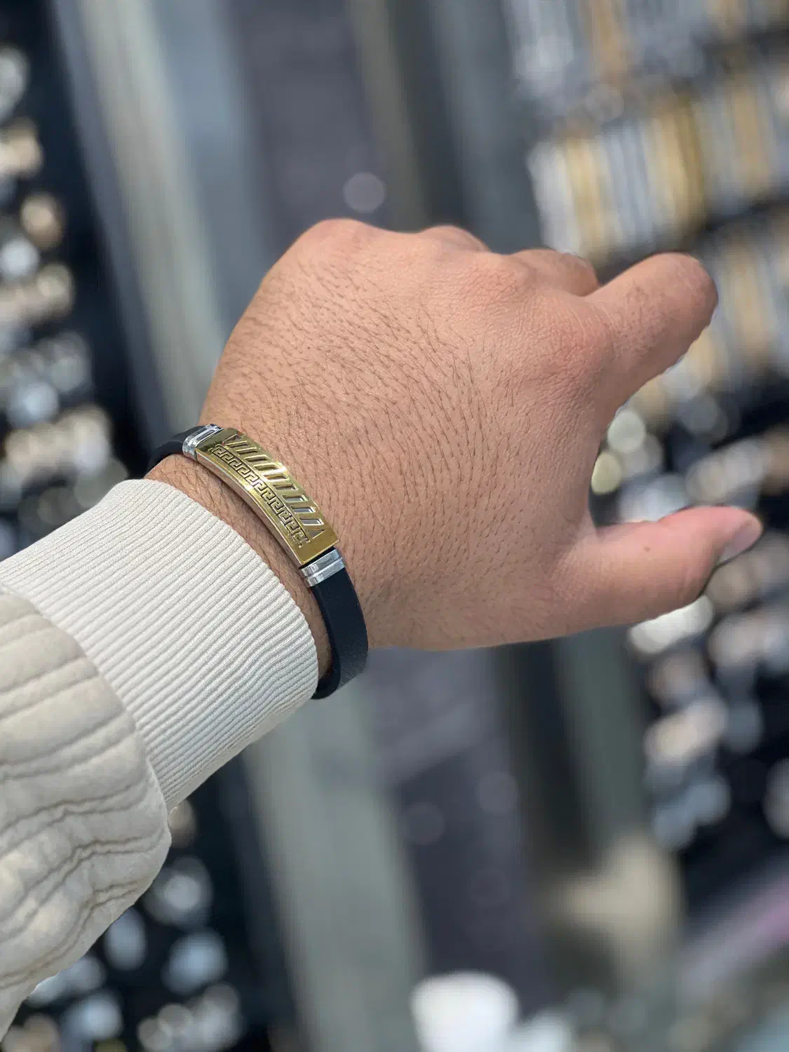 دستبندچرم ۱۹۸ تومن جنس steel|بدلیجات|خمینی‌شهر, |دیوار