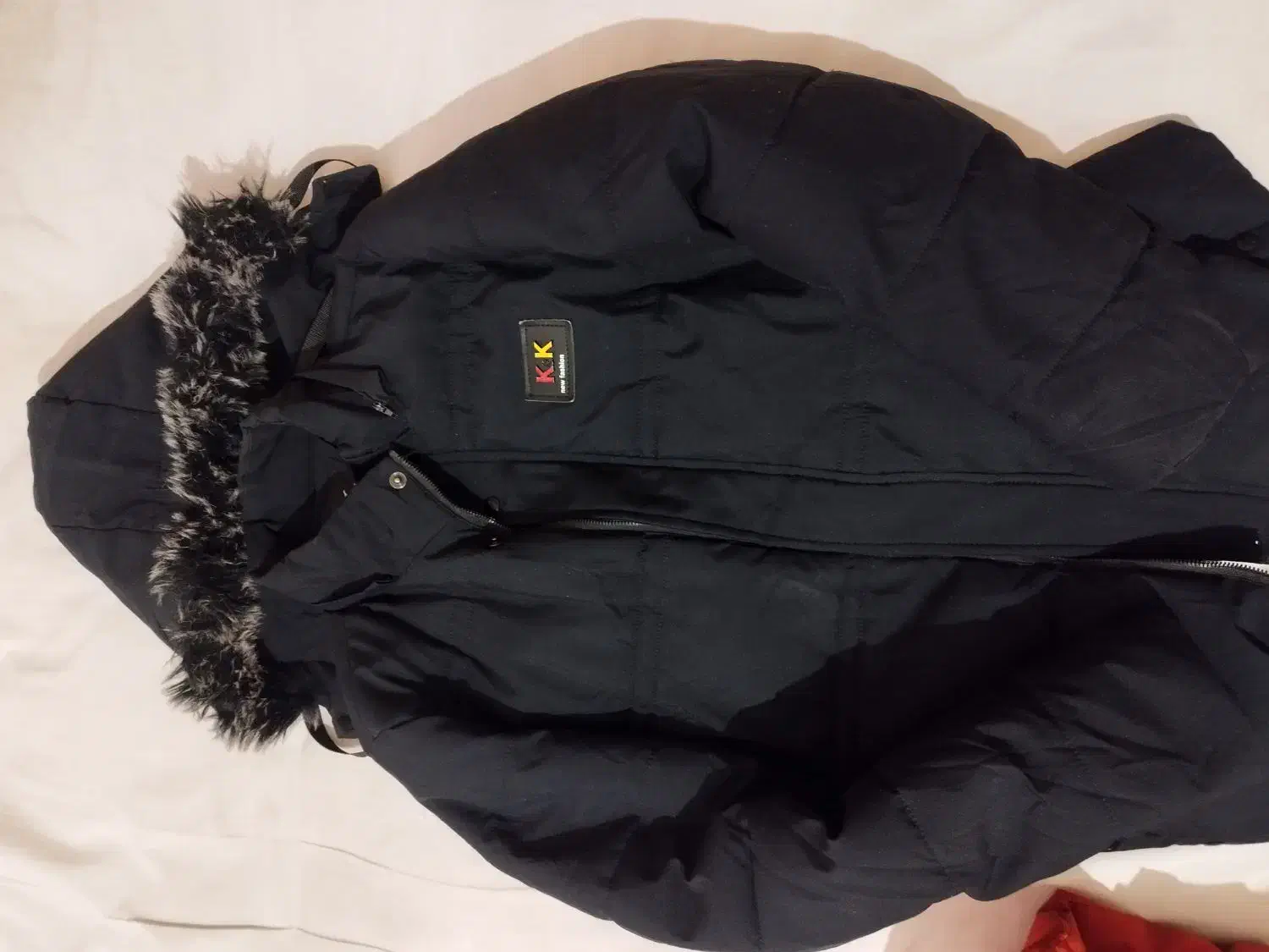 کاپشن در حد نو کلاه دار|لباس|شیراز, شهرک گلدشت حافظ|دیوار