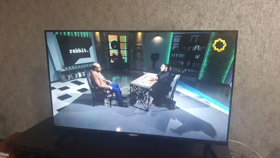 تلویزیون ۴۳ اینچ|تلویزیون و پروژکتور|مسجد سلیمان, |دیوار