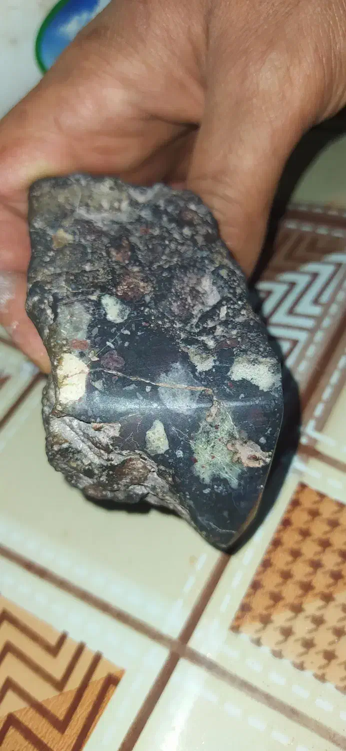 شهاب سنگ|کلکسیون اشیاء عتیقه|یزد, |دیوار