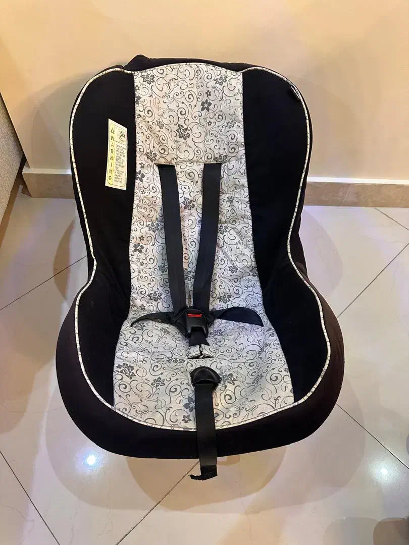 کلیه لوازم بچه برند|کالسکه و لوازم جانبی|تهران, اختیاریه|دیوار