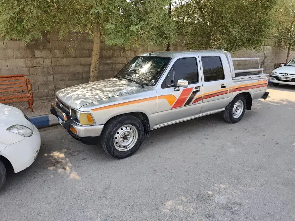 فروش وانت تویوتا 2400مدل ۱۹۹۱|خودرو سواری و وانت|جم, |دیوار
