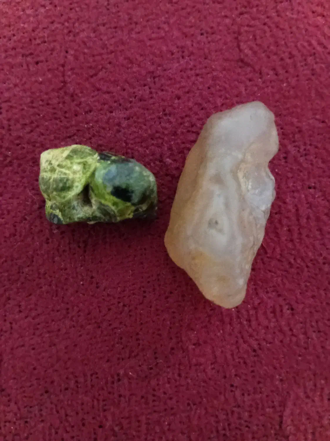 گارنت سبز.و عقیق.|جواهرات|زاهدان, |دیوار