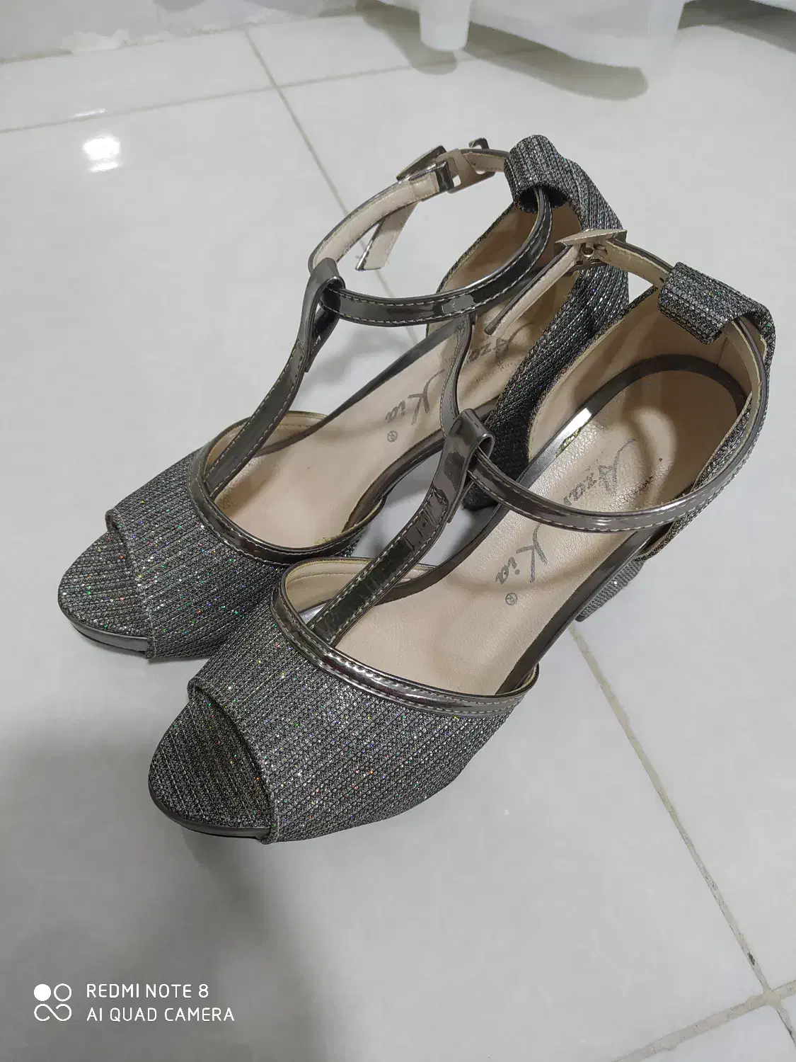 کفش|کیف، کفش، کمربند|بوکان, |دیوار