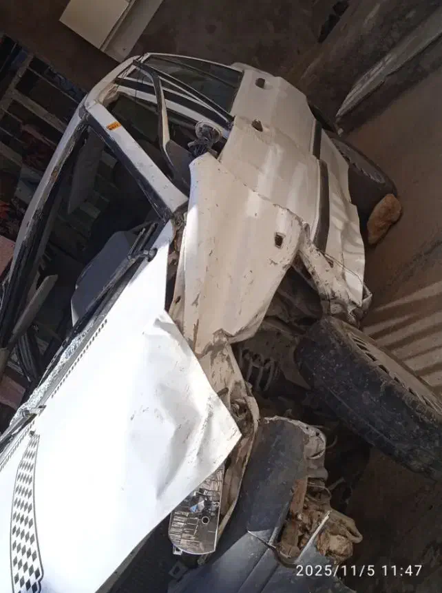 ماشین پراید تصادفی|خودرو سواری و وانت|سقز, |دیوار