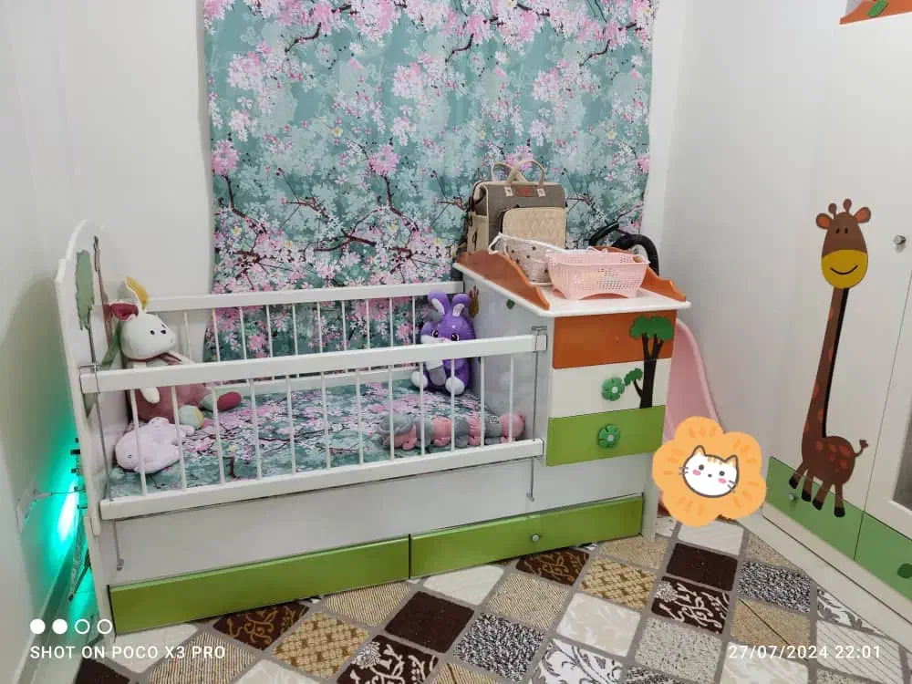 سرویس خواب کودک|تخت و سرویس خواب|اندیشه, اندیشه فاز ۵|دیوار