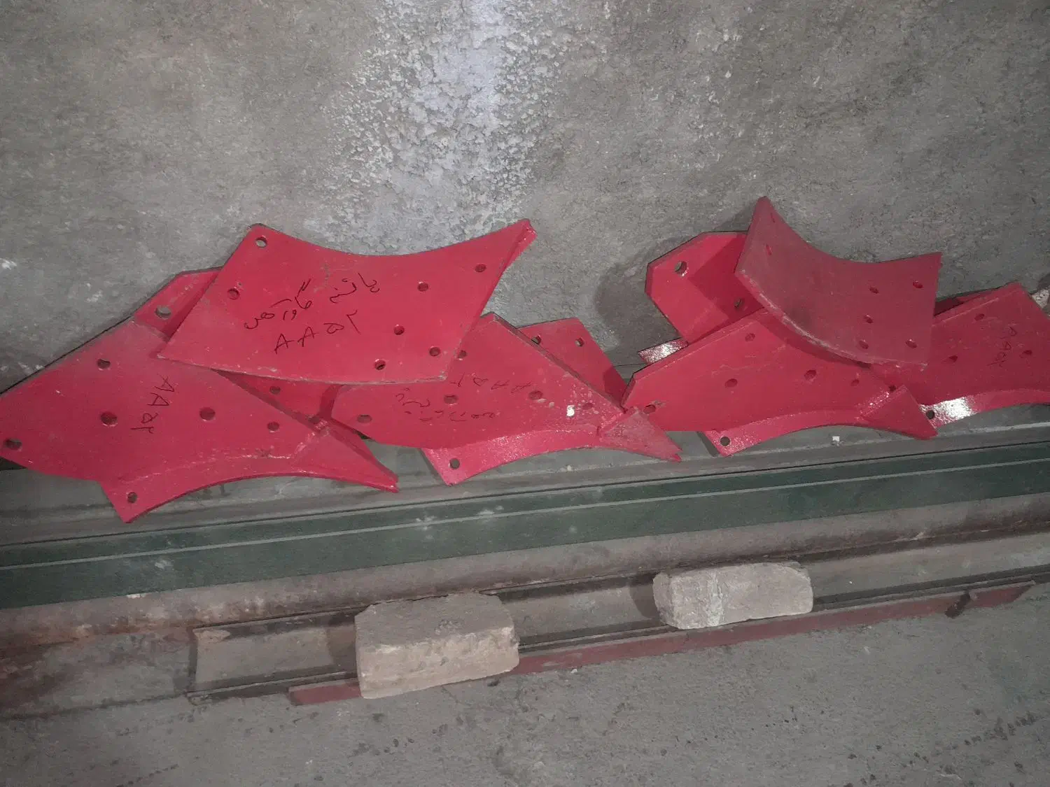 لوازم یدکی تراکتور|قطعات یدکی و لوازم جانبی|کوهدشت, |دیوار