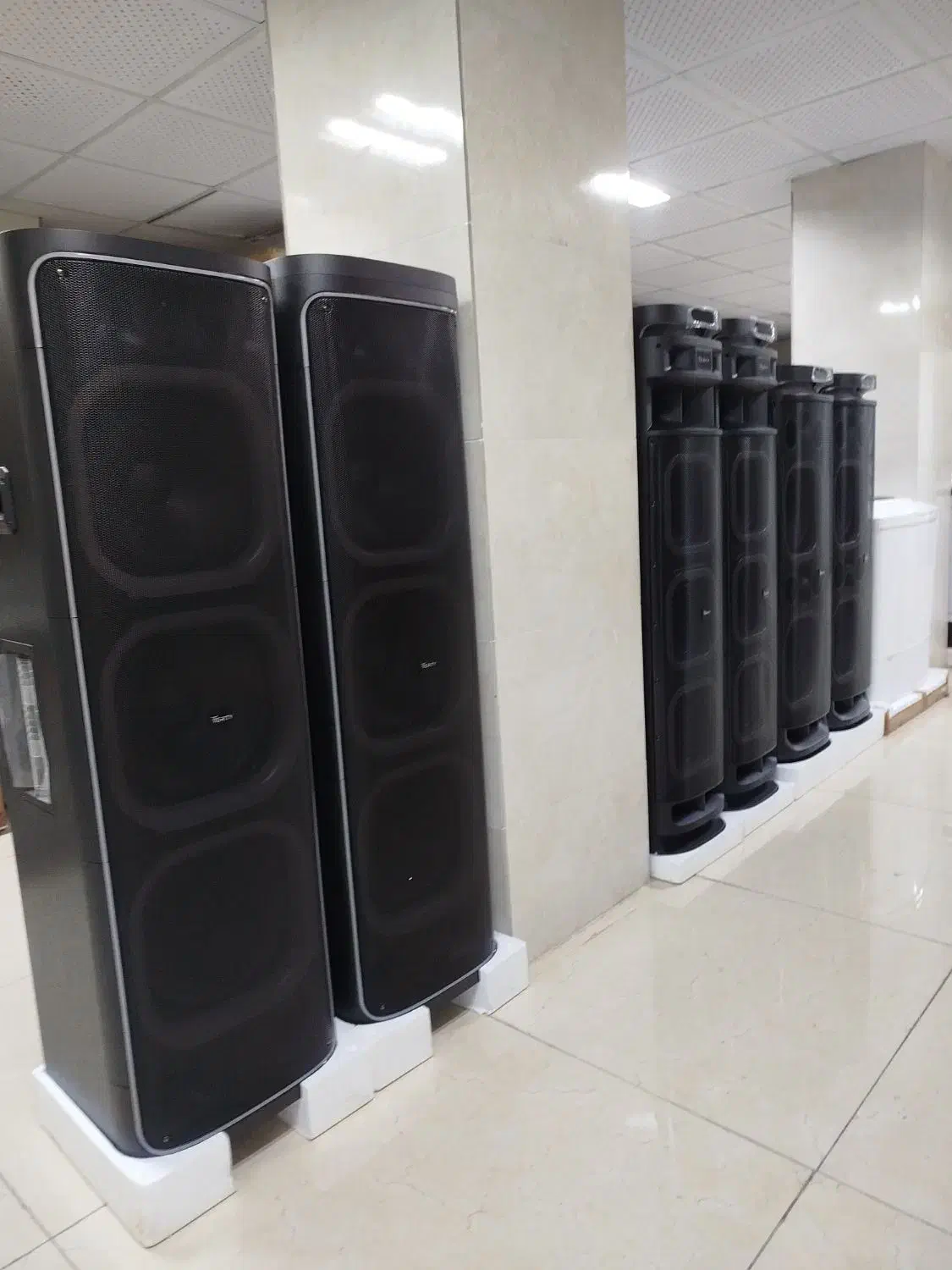 انواع اسپیکر خانگی و شارژی|سیستم صوتی خانگی|ارومیه, |دیوار