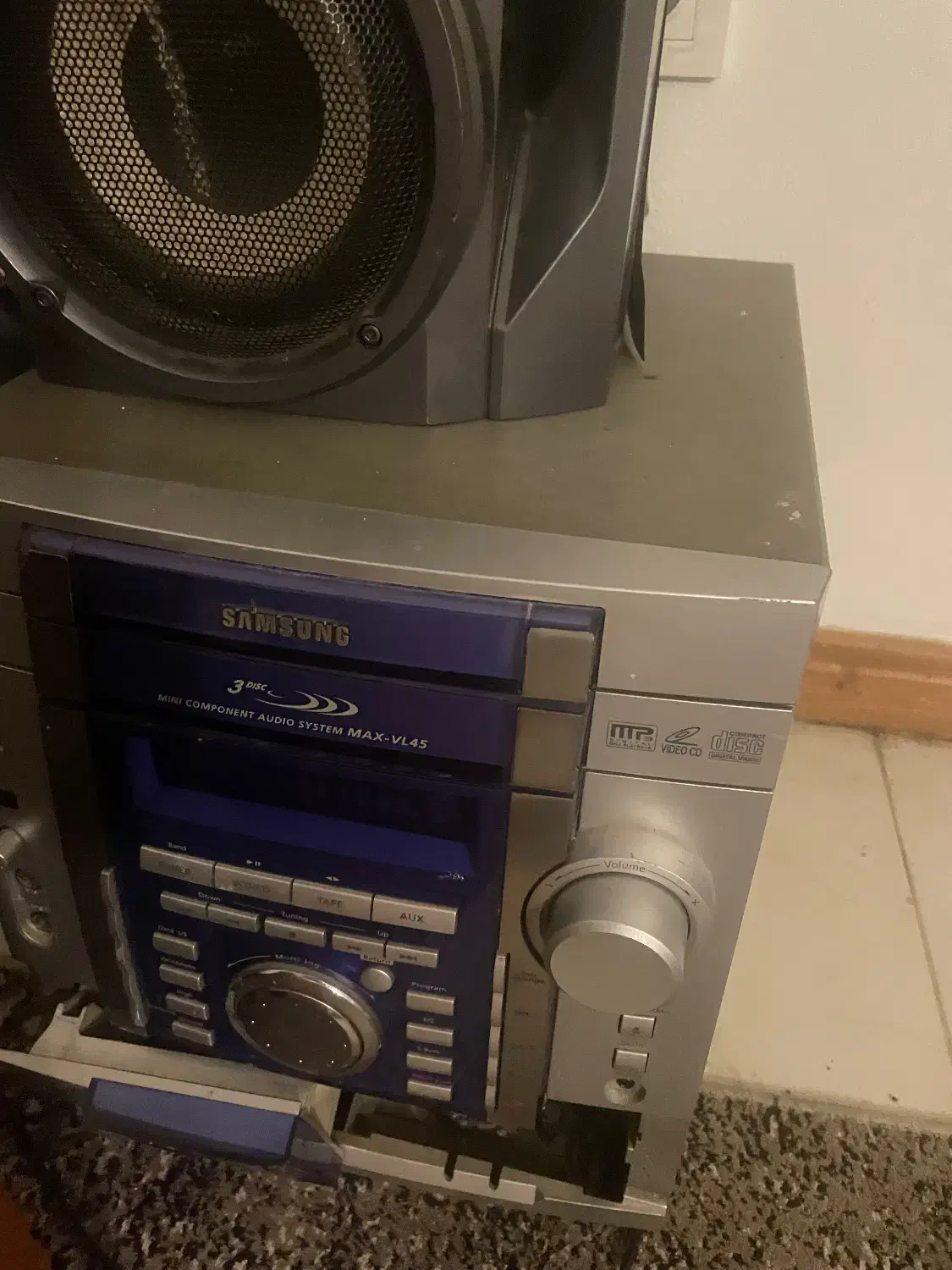 ضبط|سیستم صوتی خانگی|رویان, |دیوار