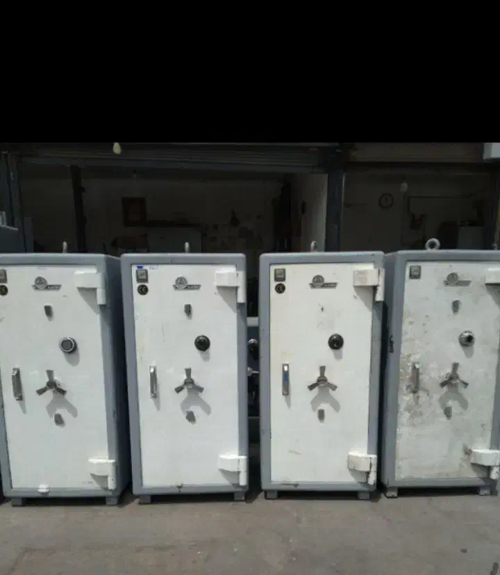 مرکز فروش گاوصندوق کاوه طلافروشی بانکی اسلحه 2000S|ابزارآلات|خرمآباد, |دیوار