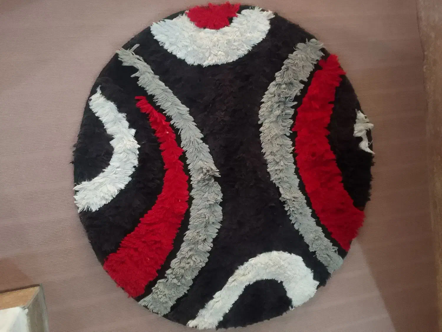 پادری گرد نخ ابریشم|پادری|دورود, |دیوار