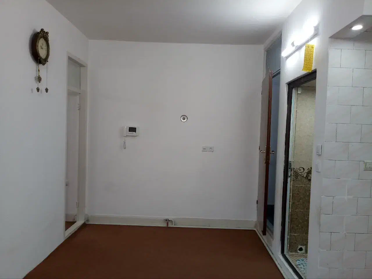 زیرزمین راه جدا/گلستان/بازسازی شده تر و تمیز|اجارهٔ خانه و ویلا|سمنان, |دیوار