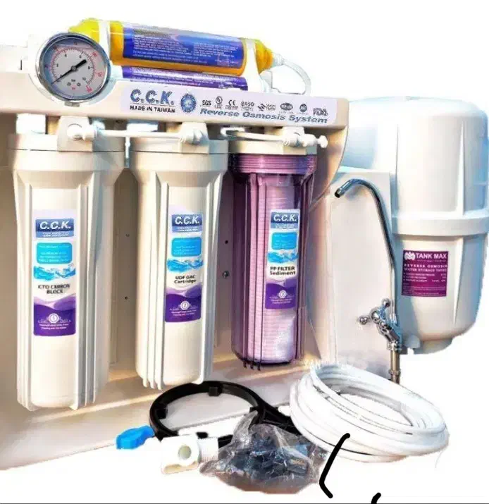 سرویس و نصب دستگاه تصفیه آب خانگی درمنزل|خدمات پیشه و مهارت|بندر امام خمینی, |دیوار