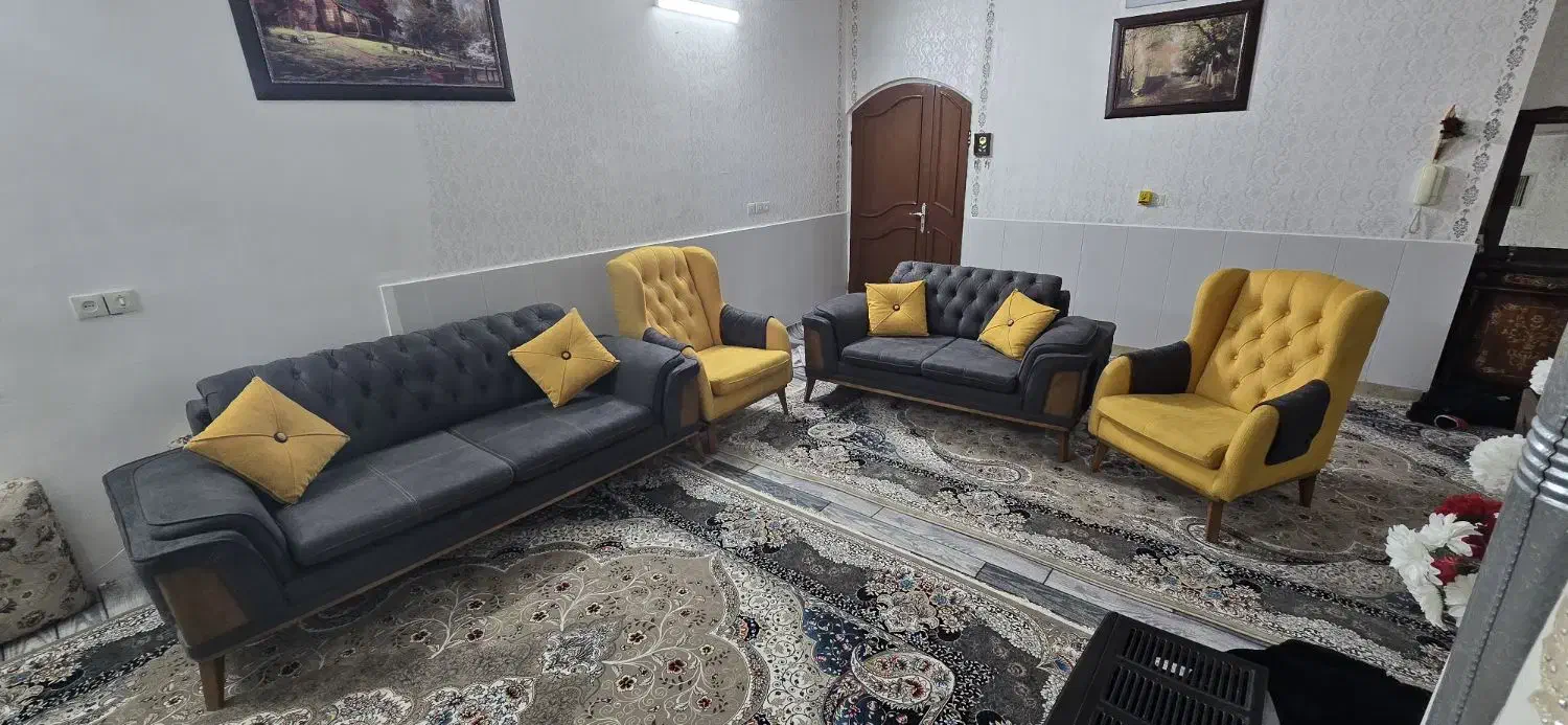 مبل راحتی فروش فوری|مبلمان خانگی و میز عسلی|بروجرد, |دیوار